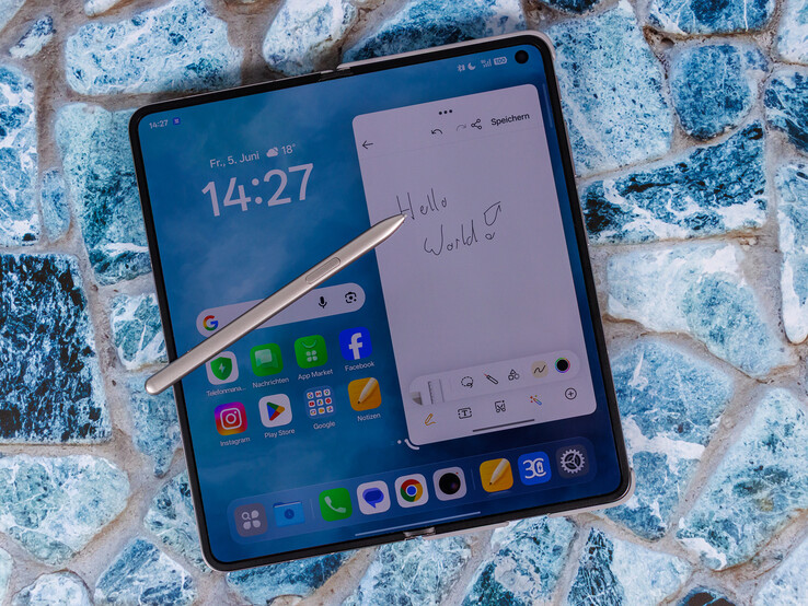 In prova: Oppo Find N6. Dispositivo di prova fornito da Oppo.