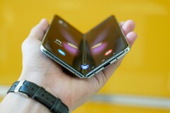 Il Galaxy Z Fold 8 (non raffigurato qui) potrebbe non essere così «privo di pieghe» come pubblicizzato.