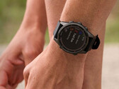 L'ultimo aggiornamento della serie Fenix 7 sembra contenere diversi bug gravi. (Fonte: Garmin)