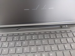 HP EliteBook Folio 13.5 - Slot per la penna