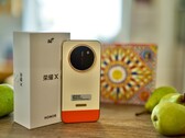 Honor ha dotato l’X80 Pro Max di una sola fotocamera posteriore, ma la batteria e il display compensano ampiamente questa mancanza.