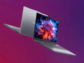 Attualmente, Lenovo vende l'IdeaPad Slim 3 nelle finiture Cosmic Blue e Luna Grey.