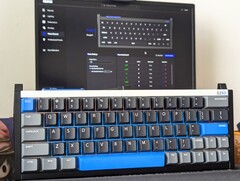 Aggiornamento del firmware di Iqunix EZ63 per la creazione di macro