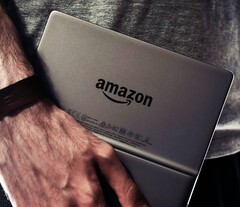 Gli e-reader Amazon Kindle potrebbero essere più facili da riparare in futuro.