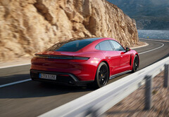 L&#039;elegante Porsche Taycan potrebbe presto avere un nuovo modello di punta che porterà il nome &quot;Turbo GT&quot; nel suo nome (Immagine: Porsche)