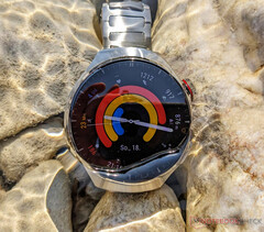 Il Huawei Watch 4 Pro è stato lanciato all&#039;inizio di quest&#039;anno con HarmonyOS 3. (Fonte: Notebookcheck)