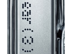 Il gambo dell'orecchio di Niente (3) mostra il marchio. (Fonte: Nothing on X)