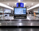 carta elettronica da 75 pollici in aeroporto.