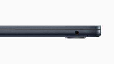 Apple MacBook Air 15 pollici: A destra - Jack per le cuffie. (Fonte immagine: Apple)