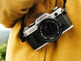 Il Canon AE-1 festeggia quest'anno il suo 50° anniversario.