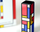 Il DAC USB-C Artpical Mondrian supporta flussi musicali DSD, PCM e MSQ senza perdite.