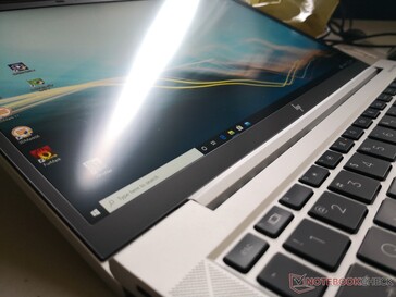 HP è l'unico OEM di laptop di rilievo ad offrire opzioni di pannello da 1000 nits per molti dei suoi EliteBooks. Non ci sono opzioni che vadano oltre i 1080p