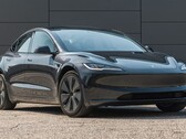 Tesla richiede il permesso di omologazione per portare il Model 3 e il Model Y in India (Fonte: Michael Simari/Car and Driver)
