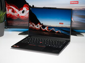 Recensione del Lenovo ThinkPad E14 G8 - Aggiornamento AMD per il classico ThinkPad con lunga autonomia della batteria