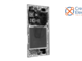 L'S23 Ultra, in fase di imaging. (Fonte: iFixit via YouTube)