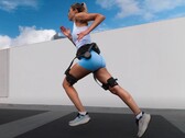X Ultra (nella foto sopra, legato a una donna) potrebbe scoraggiare i corridori esperti che preferiscono l'allenamento ai dispositivi di assistenza, ma potrebbe essere utile per chi ha determinati problemi di salute (fonte: Hypershell)