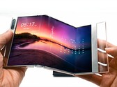 La tecnologia AMOLED flessibile triplice di Samsung Display. (Immagine: Samsung)