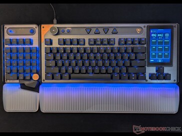 Tastiera Command KB7 con tastierino numerico Command KP7.