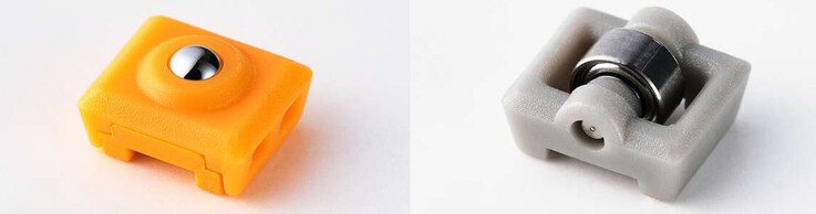 Il rullo Elecom a 5 sfere (L) e il rullo lineare Elecom (R).