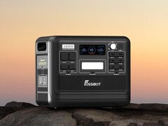 La stazione di alimentazione di FOSSiBOT 2400 può essere ricaricata tramite una presa a muro o pannelli solari. (Fonte: FOSSiBOT)