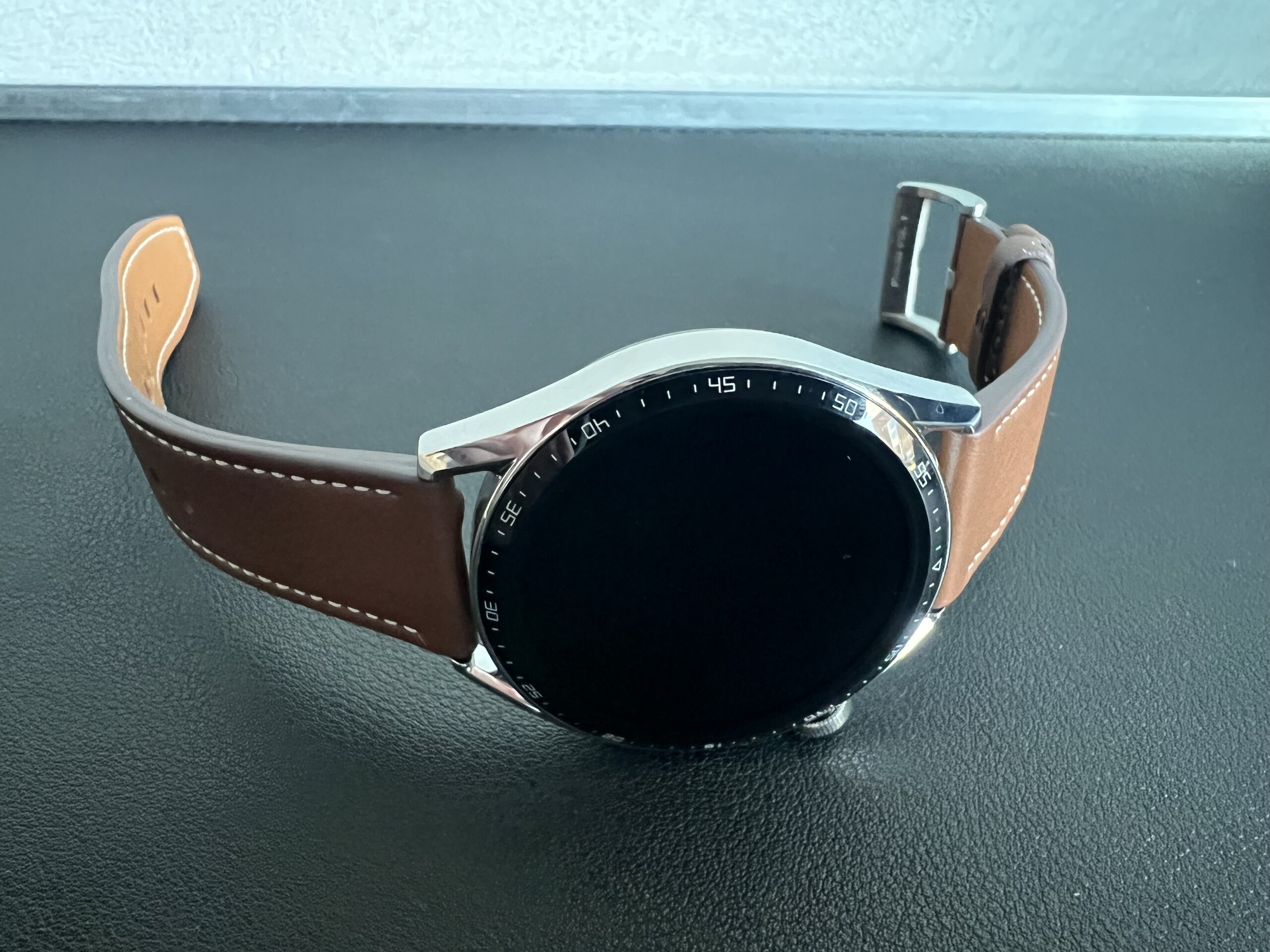 Recensione dello smartwatch Huawei Watch GT 3 Look di classe e batteria impressionante Notebookcheck