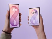 Samsung ha lanciato il Galaxy Z Fold8 Ultra (a sinistra) e il Galaxy Z Fold8 (a destra) alla fine di luglio 2026.