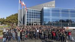 Lo stabilimento di Fremont festeggia la milionesima cella 4680 (immagine: Tesla)