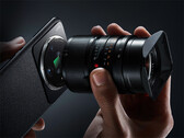 La Xiaomi 17 Ultra potrebbe assomigliare a una fotocamera DSLR. Nella foto: concept di 12S Ultra. (Fonte: Xiaomi)