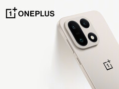 Il OnePlus 15 in uno dei suoi colori di lancio. (Fonte: OnePlus - modifica)