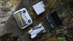 DJI Mini 5 Pro: Unboxing e video di volo già online. È anche disponibile presso i rivenditori. (Fonte immagine: djicyprus)