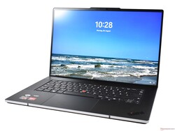 Test del Lenovo ThinkPad Z16, unità di prova fornita da campuspoint.de