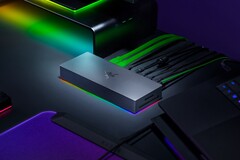 Il Razer Thunderbolt 5 Dock è dotato di illuminazione RGB e di uno slot per SSD M.2 (Fonte: Razer)