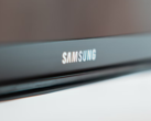 Il problema con il servizio Samsung TV sembra derivare da un guasto al backend condiviso o all'infrastruttura basata sul cloud, anche se l'azienda non ha ancora rilasciato alcuna dichiarazione ufficiale. Nella foto - il logo Samsung su una TV. (Fonte immagine: Marcel Strauß su Unsplash)