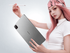 Honor MagicPad 4 raffigurato con il suo stilo in un'immagine teaser