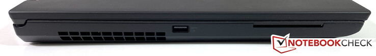 Lato sinistro: USB-A 3.2 Gen1, SmartCard