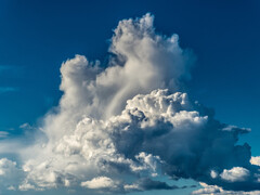 Le nuvole possono essere create artificialmente. Forse è anche necessario? (Immagine: pixabay/phtorxp)
