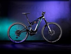 Bianchi ha recentemente introdotto la nuova serie di biciclette elettriche e-Vertic, che comprende diverse mountain bike elettriche (Immagine: Bianchi)