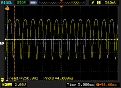 Sfarfallio OLED alla massima luminosità manuale (227 -250 Hz)