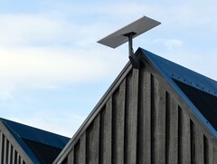 Montaggio sul tetto della parabola del kit standard di Starlink. (Fonte: SpaceX)