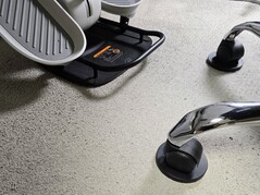 La distanza tra la sedia e il cross trainer deve essere giusta