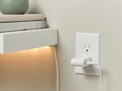 Il caricatore USB a 1 porta di IKEA SMAHAGEL ha una potenza di 5 W. (Fonte: IKEA)