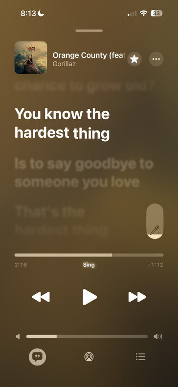 La scheda dei testi in Apple Music...