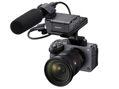La Sony FX5 (ILME-FX5) è dotata di un attacco XLR per il montaggio di microfoni esterni e accessori.