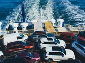 Le case automobilistiche statunitensi, come General Motors (GM), producono diversi modelli di auto offshore. (Fonte immagine: Unsplash, modificato)