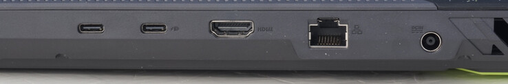 Connessioni posteriori: USB-C (10 Gbit/s, DP, G-Sync), USB-C (10 Gbit/s, DP, PD), HDMI 2.1 FRL, porta LAN (1 Gbit/s), porta di alimentazione