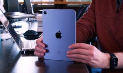 L&#039;iPad mini 6 non soffre di jelly scrolling peggio di altri iPad. (Fonte immagine: iFixit)