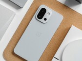 Il OnePlus 13T. (Fonte immagine: Inspiration Institute su Weibo)