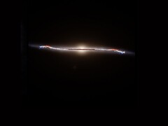 Un modello di immagine che illustra l&#039;effetto dell&#039;onda sulla Via Lattea (Fonte dell&#039;immagine: diversi - vedere le fonti; modificato)