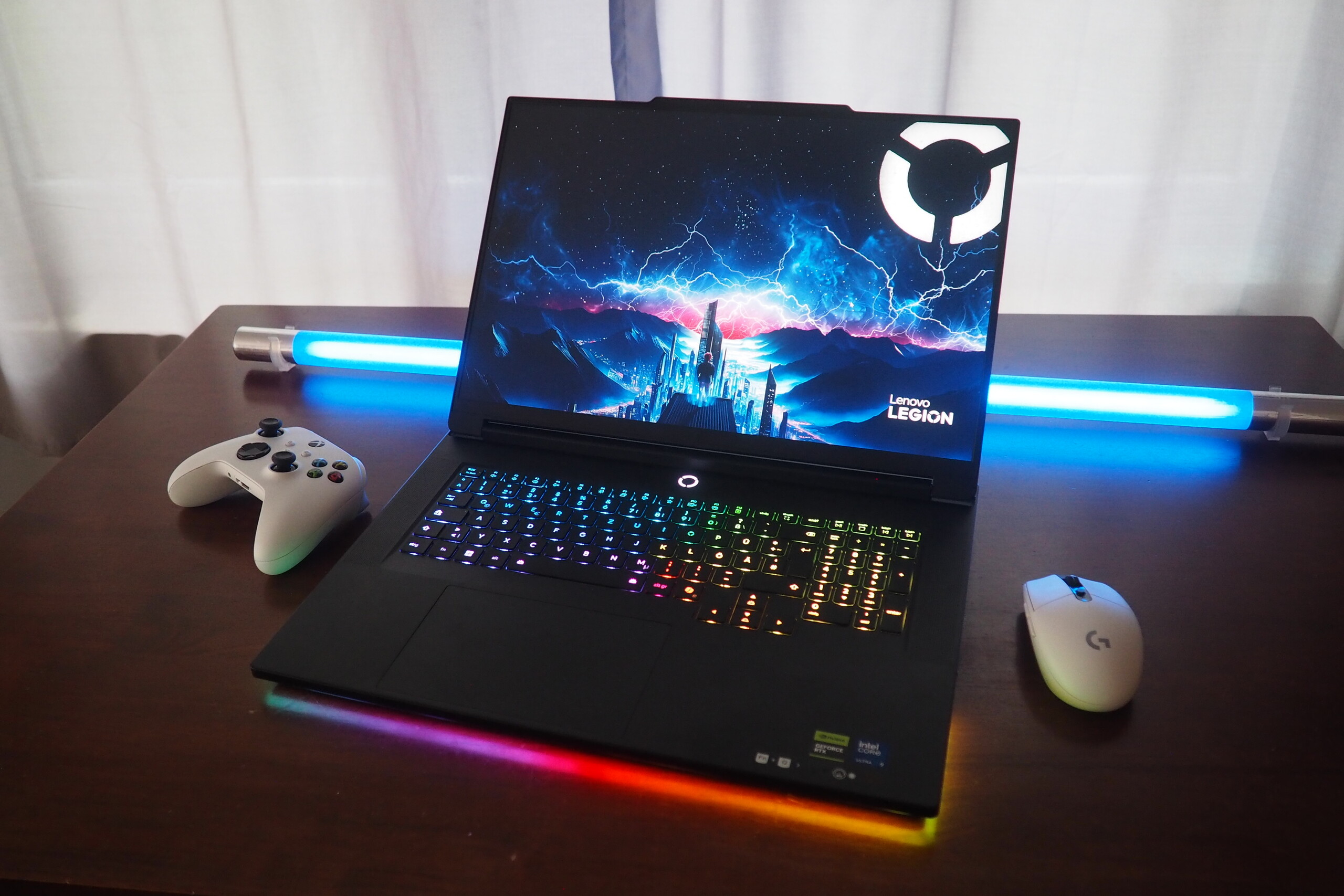 Lenovo Legion 9 18 con RTX 5090 in recensione