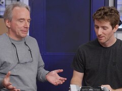 Linus Torvalds è stato intervistato da Linus Tech Tips e ha criticato aspramente uno degli approcci di Musk. (Fonte: Linus Tech Tips)